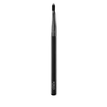 Плоская кисть для создания основы под макияж глаз Kiko Milano Eyes Makeup Brush, 1 шт.