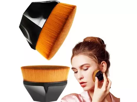 Плотная мягкая кисть для жидкой основы Inna Marka