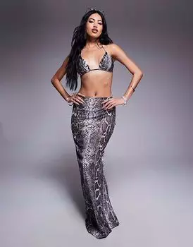 Пляжная юбка макси из сетки со змеиным принтом South Beach серого цвета