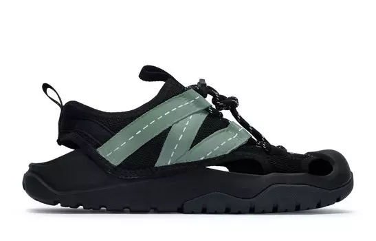 Пляжные сандалии унисекс зеленые New Balance