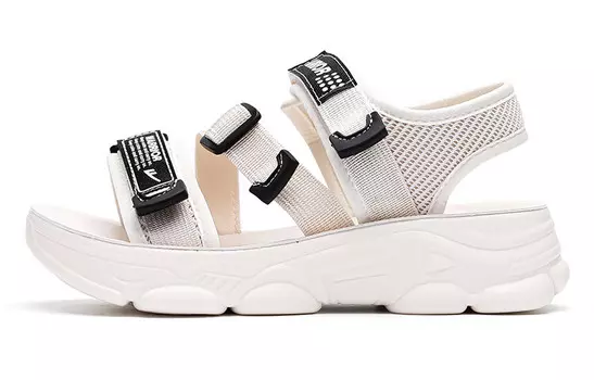 Пляжные сандалии женские бежевые Warrior