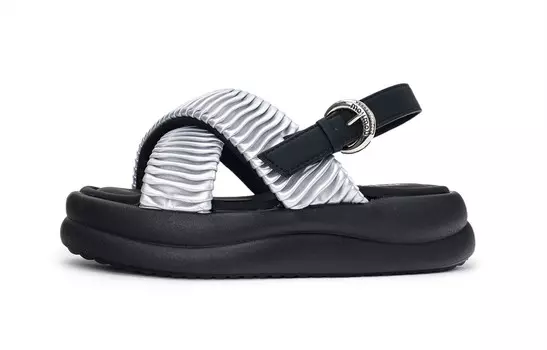 Пляжные сандалии женские Humanism 1986