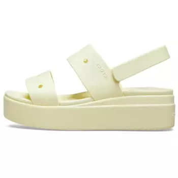 Пляжные сандалии женские кремово-желтые Crocs