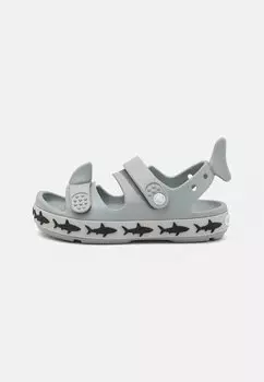 Пляжные тапочки Crocband Cruiser Shark Unisex Crocs, светло-серые