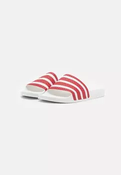 Пляжные тапочки и босоножки adidas Originals, лучше алые/обувь белая Adilette Unisex