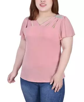 Плюс размер: короткий рукав-крылышко, вырезы и топ с камнями NY Collection