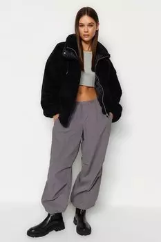 Плюшевая куртка оверсайз Trendyol, черный