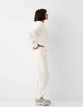 Плюшевые брюки-джоггеры Bershka, белый