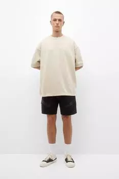 Плюшевые спортивные шорты-бермуды с передним карманом Pull&Bear, черный