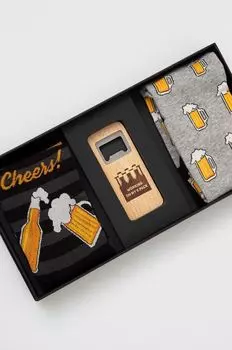 Подарочный набор: носки (2 шт.) и открывалка для бутылок. Medicine, мультиколор