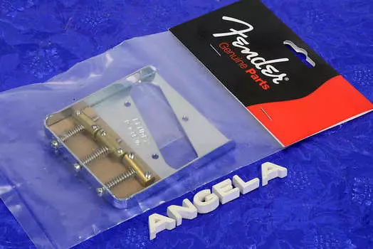 Подседельный мост Fender Vintage 3 в сборе для Telecaster, 0990806100 0990806100 Fender Vintage 3 Saddle Bridge Assembly For Telecaster 099-0806-100