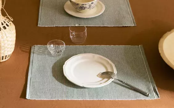 Подставка для столовых приборов из игольчатого шнура Zara Home, зеленый