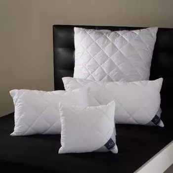 Подушка Billerbeck из микрофибры Classic Clean устойчивая к кипячению 40х80 см