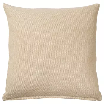 Подушка декоративная Ikea Sandtrav, 45x45 см, желто-бежевый/белый