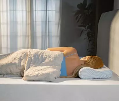 Подушка для сна TEMPUR Shape Queen SmartCool™ M Tchibo, белый