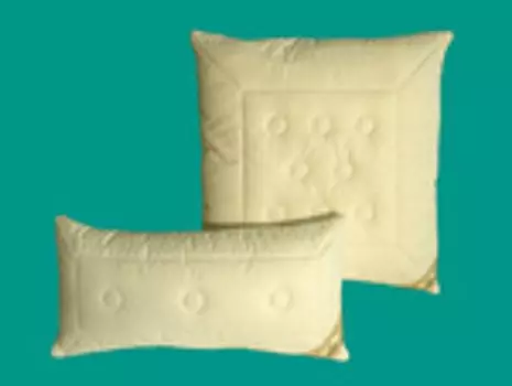 Подушка Garanta Merino KBT с наполнителем из натуральной шерсти KBT, шарики из натуральной шерсти, размер 80x80. Чехол: 100 % хлопок / Наполнитель: 100 % шерсть.