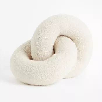 Подушка H&M Home Boucl, светло-бежевый