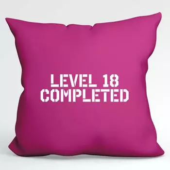 Подушка Huuraa, уровень 18. Готовая декоративная подушка с наполнителем размером 40х40 см. Цвет фуксии подойдет всем в качестве подарка на 18-й день рождения для друзей и семьи Hellweg Druckerei