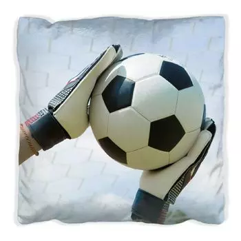 Подушка Wallario Premium, мягкая поверхность, с футбольным мотивом - вратарь в воротах на фоне голубого неба, размер: 60 x 60 см, с белой спинкой