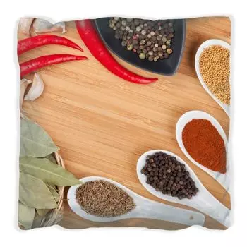 Подушка Wallario Premium, мягкая поверхность, с мотивом специй и трав на ложках и в мисках, размер: 40 х 40 см, с белой спинкой