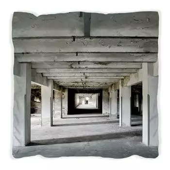 Подушка Wallario Premium, мягкая поверхность, с мотивом старого промышленного цеха в подвале - одинокого склада пивоварни, размер: 60 х 60 см, с белой спинкой