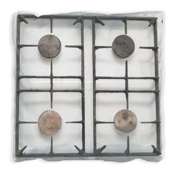 Подушка Wallario Premium, мягкая поверхность, с мотивом старой газовой плиты, нечищенная и грязная, размер: 40 х 40 см, с белой спинкой