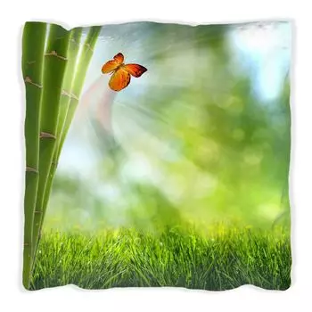 Подушка Wallario Premium, мягкая поверхность, с мотивом бабочки в зелени и бамбуке, размер: 40 x 40 см, с белой спинкой