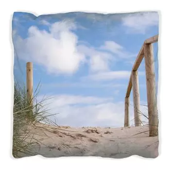 Подушка Wallario Premium, мягкая поверхность, с мотивом На деревянной лестнице на пляж, размер: 60 х 60 см, с белой спинкой