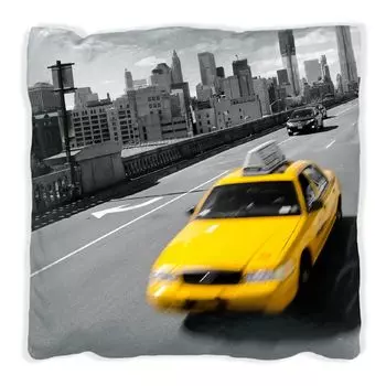 Подушка Wallario Premium, мягкая поверхность, с мотивом New York Yellow Taxi II, размер: 60 x 60 см, с белой спинкой