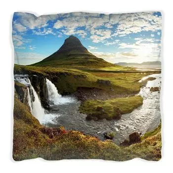 Подушка Wallario Premium, мягкая поверхность, с панорамой речных гор Исландии и мотивом голубого неба, размер: 40 x 40 см, с белой спинкой