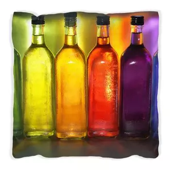 Подушка Wallario Premium, мягкая поверхность, с сине-фиолетовым мотивом бутылки, размер: 60 x 60 см, с белой спинкой