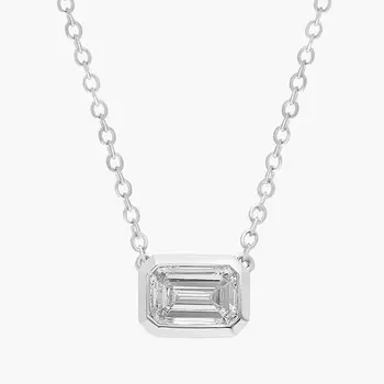 Подвеска East West с бриллиантами изумрудной огранки из белого золота 14 карат (3/4 карата, чистота - HI / SI1-SI2) Blue Nile