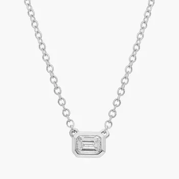 Подвеска East West с бриллиантами изумрудной огранки в платине (1/4 карата, чистота - HI / SI1-SI2) Blue Nile