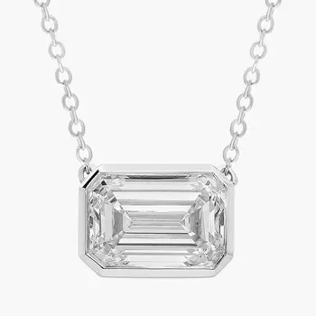 Подвеска East West с выращенными в лаборатории бриллиантами изумрудной огранки из белого золота 14 карат (3 карата, двойной - FG / VS2-SI1) Blue Nile