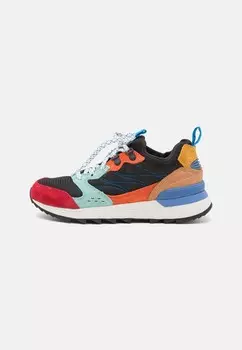 Походная обувь ALPINE 83 RECRAFT Merrell, разноцветный