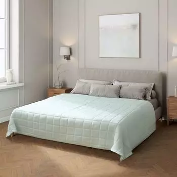 Покрывало с клетчатой стежкой Dekoria, светло-синий