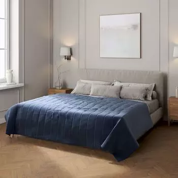 Покрывало с полосатой стежкой Dekoria, темно-синий