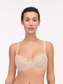 Покрывающий бюстгальтер на косточках из кружева и ультрамягкой ткани Floral Touch Chantelle, бежевый