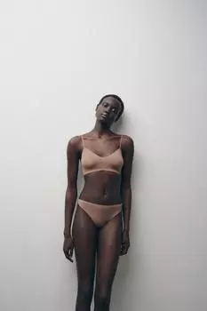 Полиамидный треугольный бюстгальтер без косточек ZARA, цвет Beige-pink