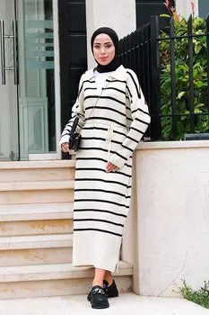 Полосатое трикотажное платье бело-черное Locco