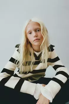 Полосатый свитер с деталью на шейке ZARA, цвет striped