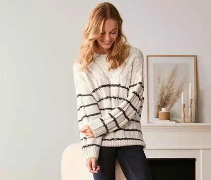 Полосатый вязаный свитер Tchibo