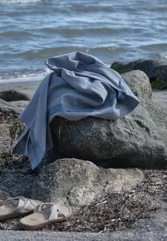 Полотенце для ванной The Organic Company Wellness 165x110cm, серый