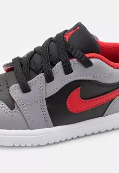 Полукеды Jordan 1 Alt Unisex Jordan, черный