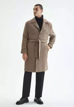 Полупальто Antioch