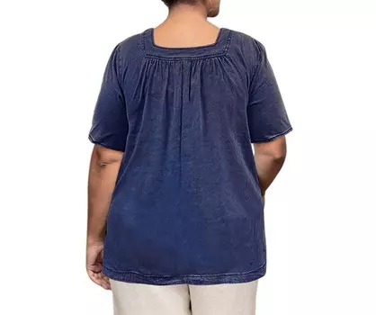 Поп-поверх топ из шамбре с короткими рукавами - Плюс в темном дениме On The Plus Side