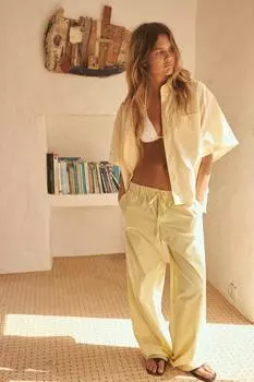 Поплиновая рубашка с карманом ZARA, цвет Light yellow
