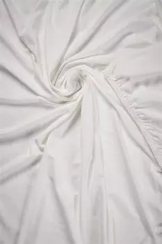 Постельное белье из трикотажного топпера на подкладке, высота матраса до 10см, цвет белый, размер 100х200/220 Beddinghouse