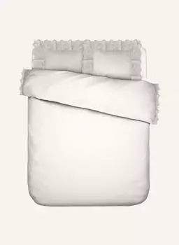 Постельное белье предоставляется Essenza, белый