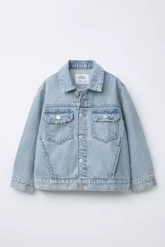 Потертая джинсовая куртка ZARA, средне-синий
